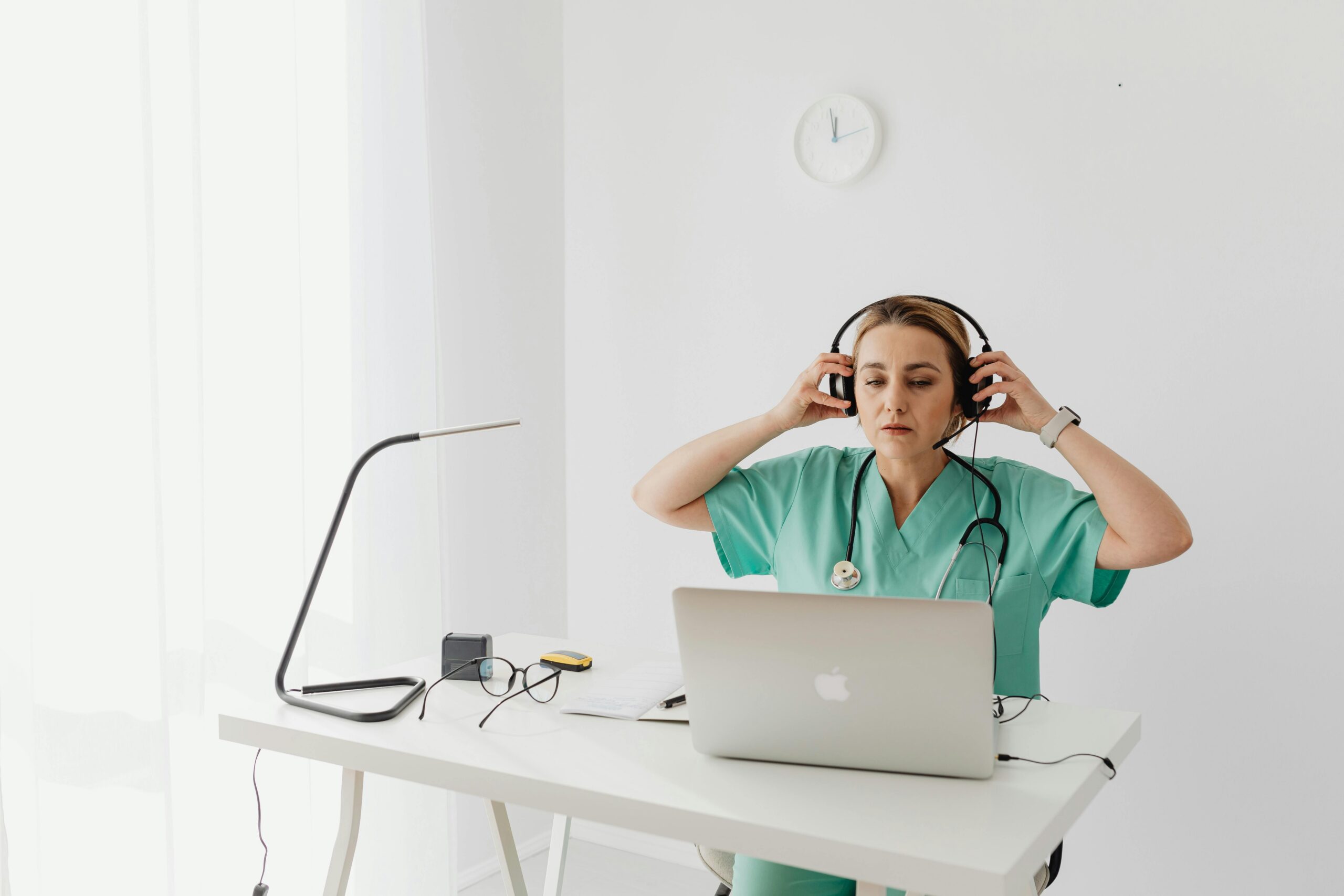The Silent Dividend: How Telehealth Technology Boosts Your Financial Wellness